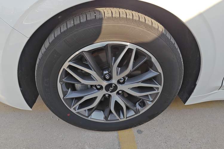 Used Kia K5 2025 1.5T Luxury Edition
