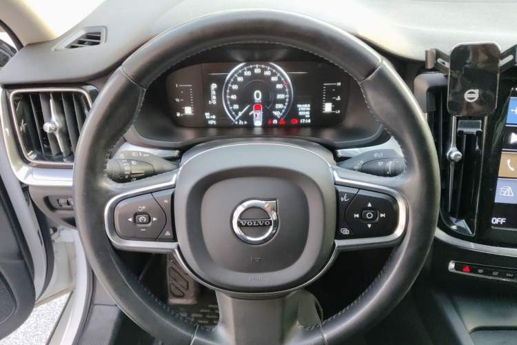 Used Volvo S60 2020 T3 SmartDrive Luxury Edition