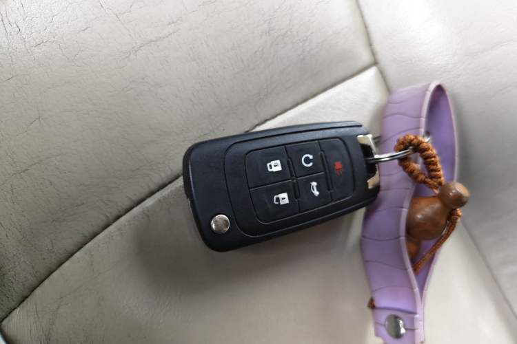 Used Buick GL8 2013 3.0L GT Luxury Business Haoya Edition
