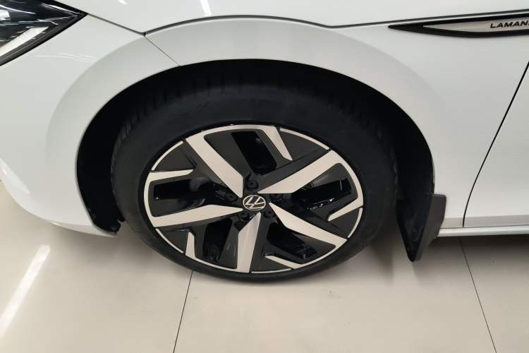 Used Volkswagen Lamando 2024 Lavida L 280TSI DSG Cool & Spicy Edition
