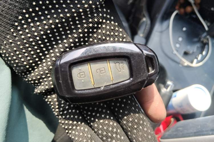 Used Hyundai ix35 2015 2.0L Automatic 2WD Smart Version China V Standard
