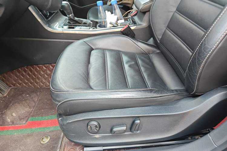 Used Volkswagen Passat 2017 330TSI DSG Luxury Edition
