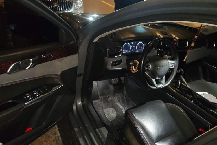 Used Lynk & Co 02 2018 1.5T DCT Two-Wheel Drive Pro Version China V Emission Standard