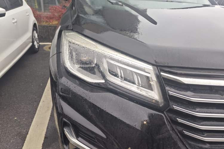 Used CHANGAN CS75 2018 280T Automatic Smart Edition China V Standard Right Front Headlight