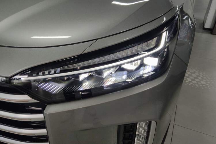 Used EXEED Lanyue C-DM 2025 180 Ultra-Long Range Max All-Wheel Drive 7-Seater Left Front Headlight