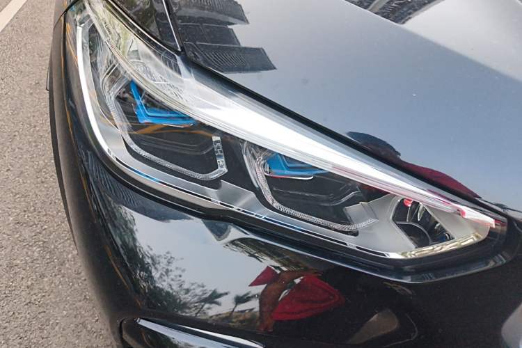 Used BMW X5 2021 xDrive40i Luxury Model with M Sport Package
