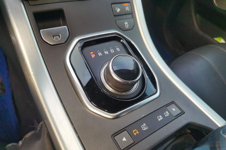 Used Land Rover Range Rover Evoque 2017 2.0T SE PLUS Smart Enjoyment Edition