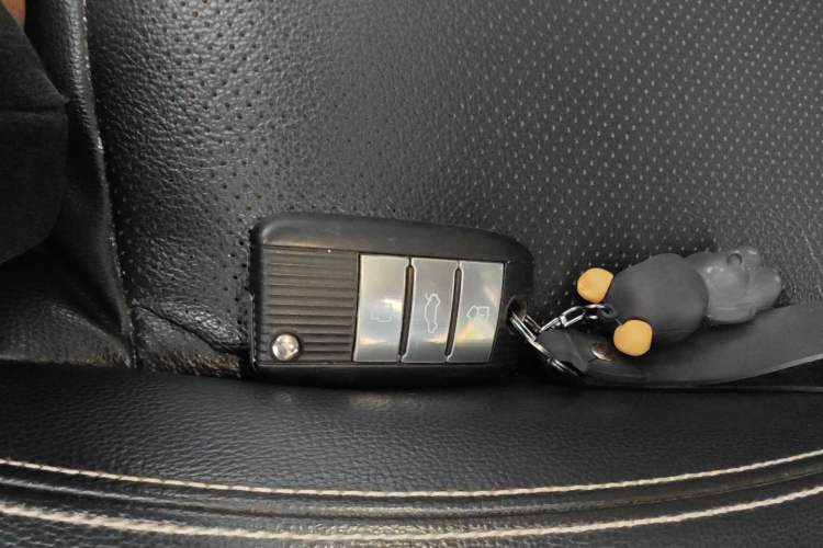 Used Roewe RX5 2019 20T Two-Wheel Drive Automatic 4G Connected Platinum Edition