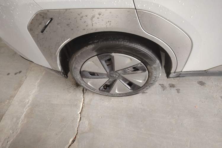 Used AION Y 2023 Plus 510 Enjoy Edition