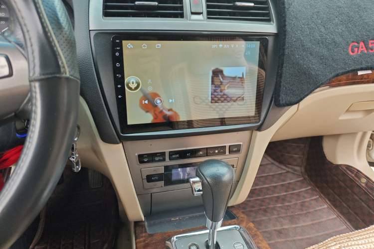 Used GAC Trumpchi GA5 2011 2.0L Automatic Elite Edition Audio And AC Panel