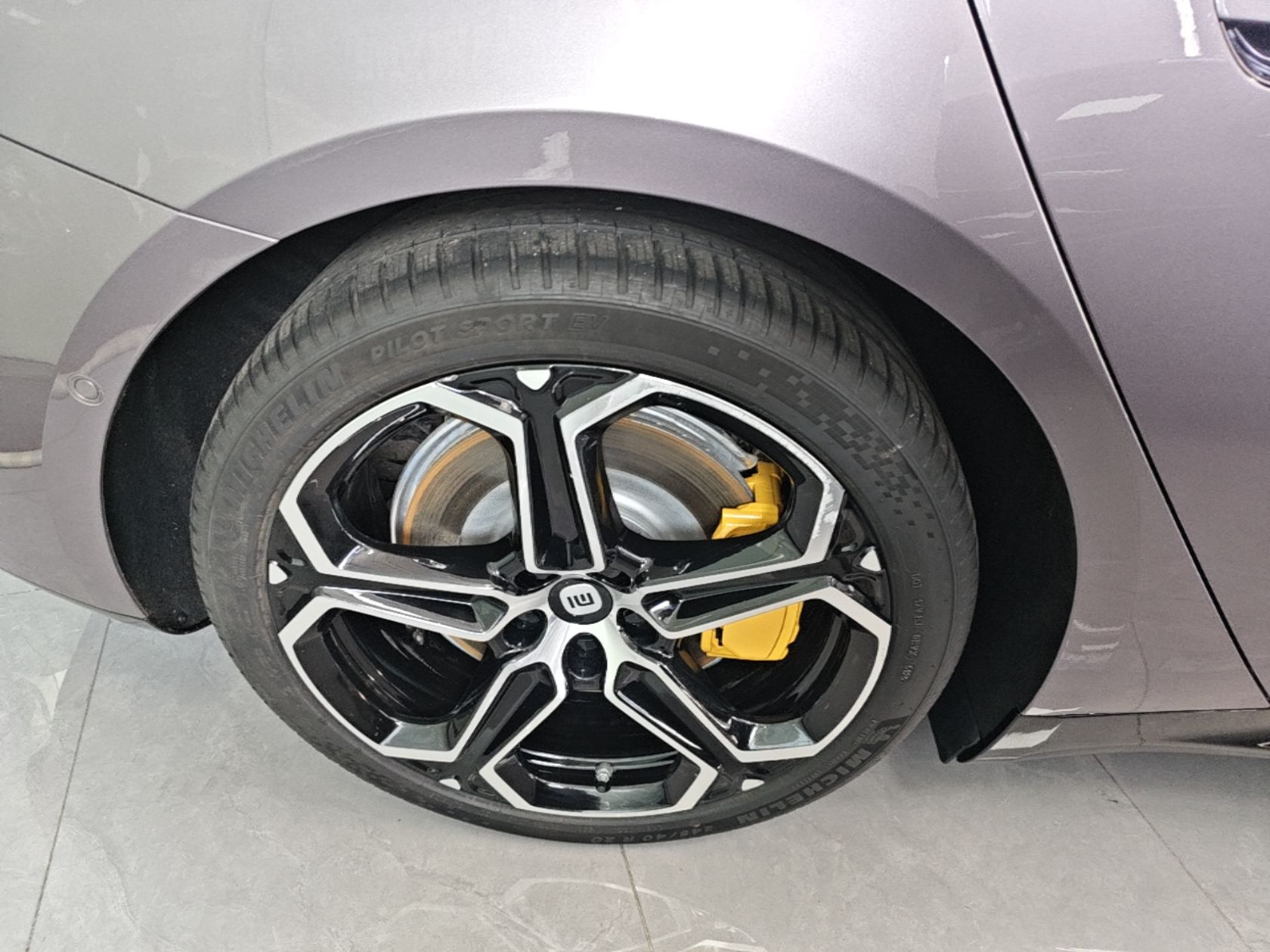 Xiaomi Auto SU7 2024 Rear-Drive Long-Range Intelligent Driving Version — снимка 11
