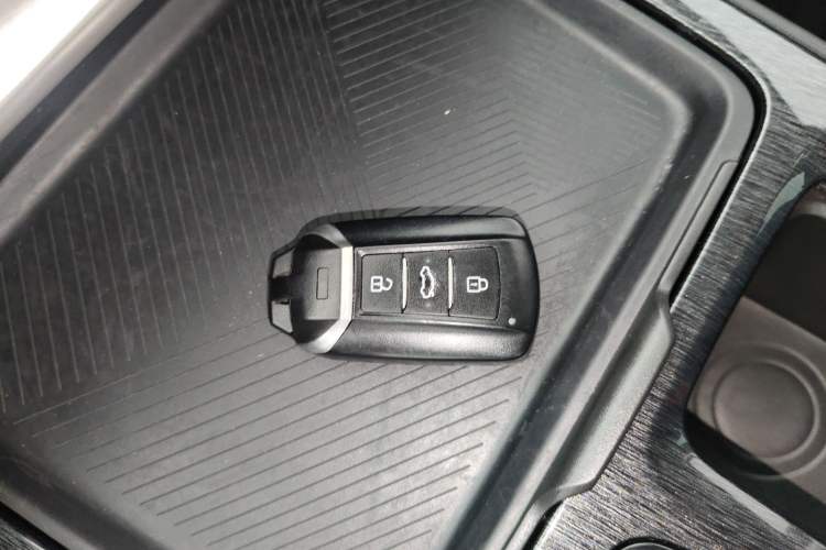 Used Dongfeng Aeolus Yixuan MAX 2021 1.5T Super-Powered Dad Edition