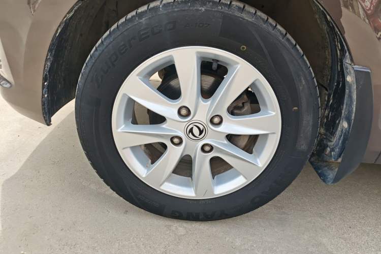 Used Dongfeng Fengon 330 2019 1.5L 330S Manual Comfort Version China VI Standard