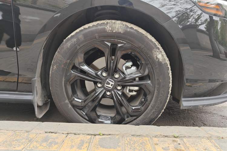 Used Honda Accord 2025 260TURBO Luxury Edition Right Front Wheel Hub