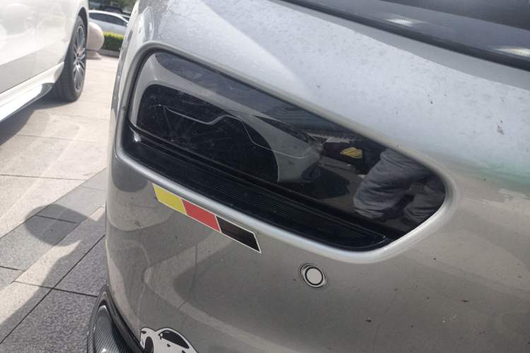 Used XPeng P7 2020 670E Right Front Headlight