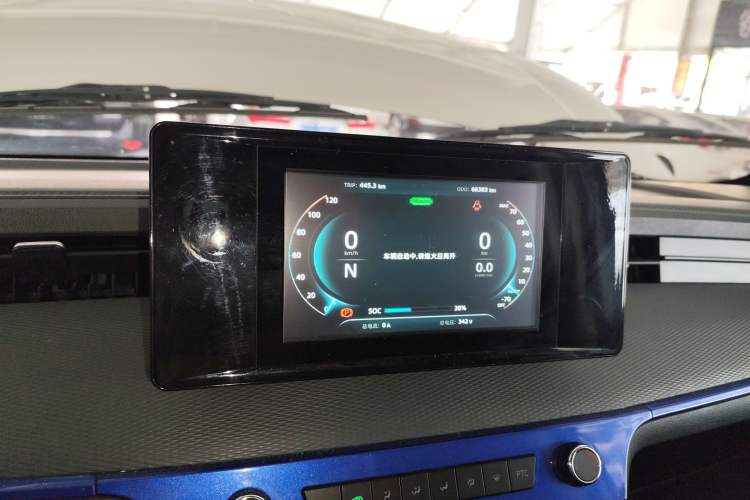 Used Dongfeng Yufeng EM26 2023 High-End Model 41.86 kWh CATL Instrument Cluster