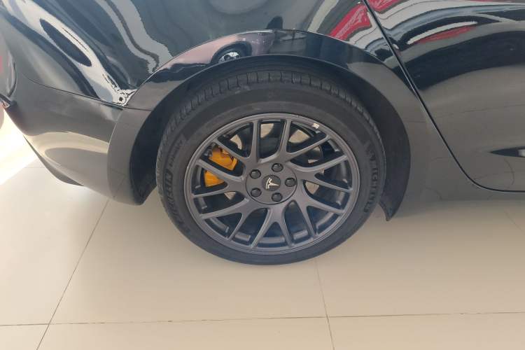 Used Tesla Model 3 2023 Long-Range All-Wheel-Drive Version