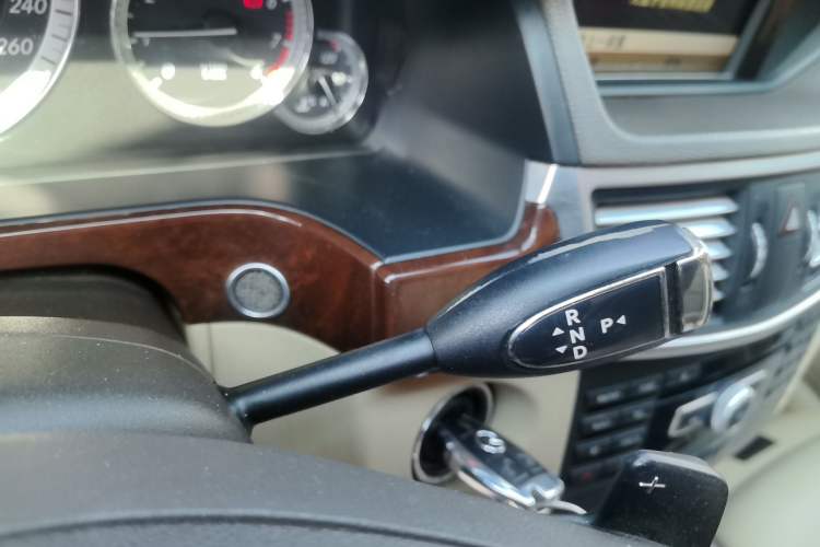Used Mercedes-Benz E-Class 2012 E 200 L CGI Elegant Model Gear Lever