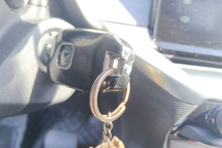 Used Peugeot 408 2022 1.6T Light-Chasing Edition Vehicle Key