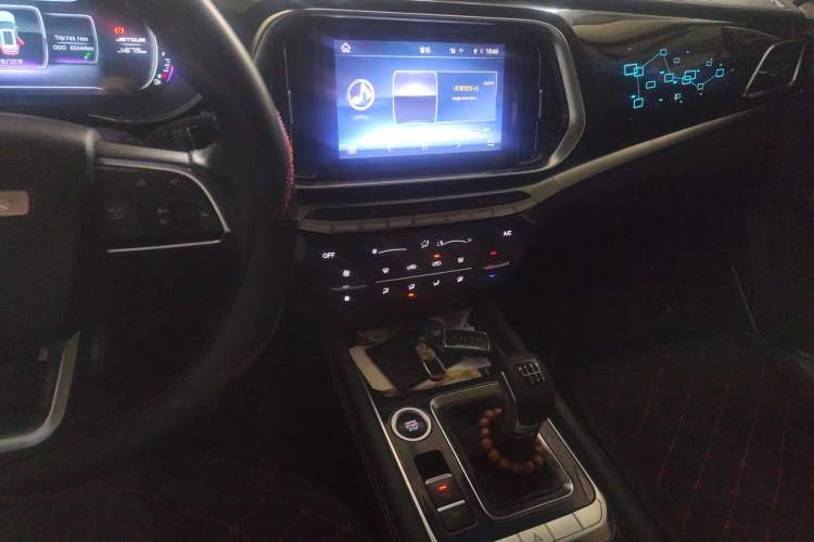 Used JETOUR X90 2019 1.5T Manual Smart Enjoyment Version 5 Seats China VI Standard