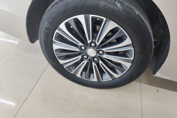 Used Buick GL8 2022 ES Land Cruiser 653T Luxury Model