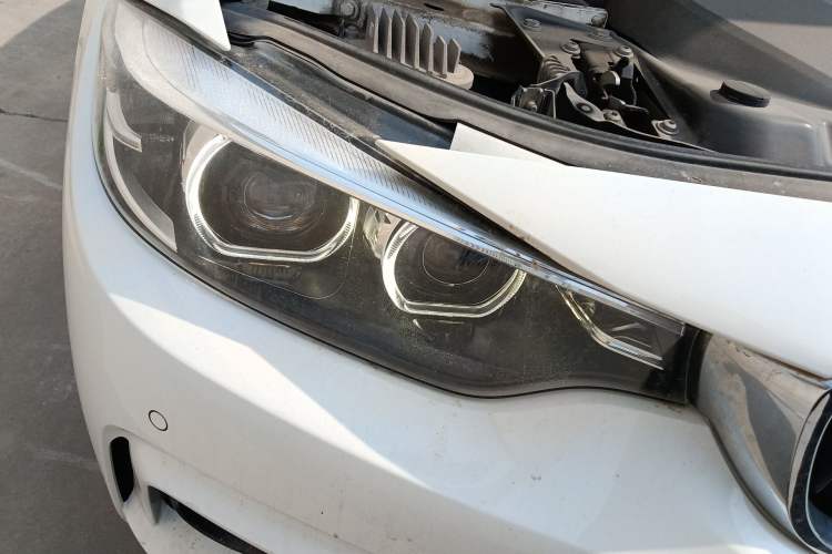 Used BMW 4 Series 2017 425i M Sport Package Right Front Headlight