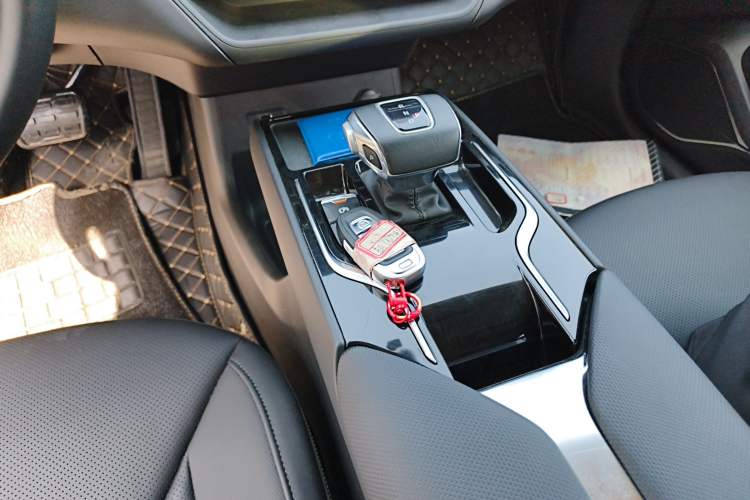 Used Hongqi E-QM5 2023 Revised Version Basic Travel Edition
