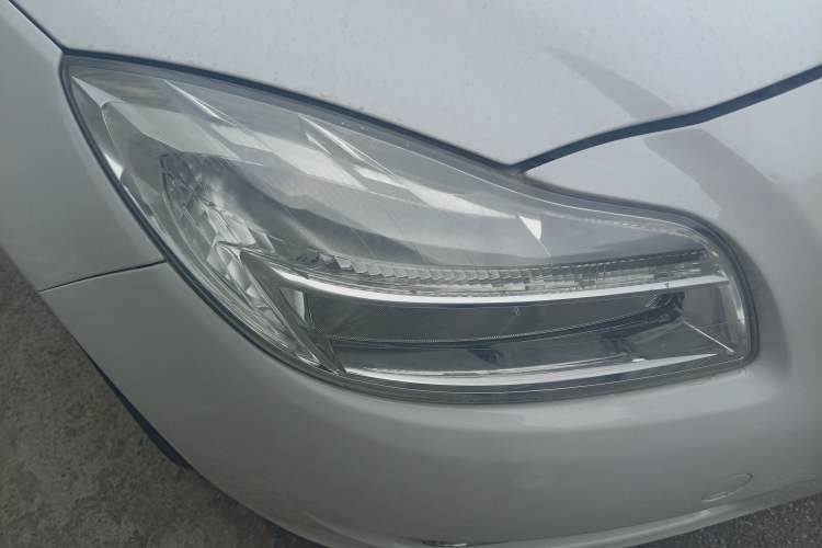 Used Buick Regal 2013 1.6T Automatic Elite Sport Edition Right Front Headlight