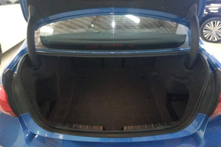 Used BMW 3 Series 2018 320i M Sport Package
