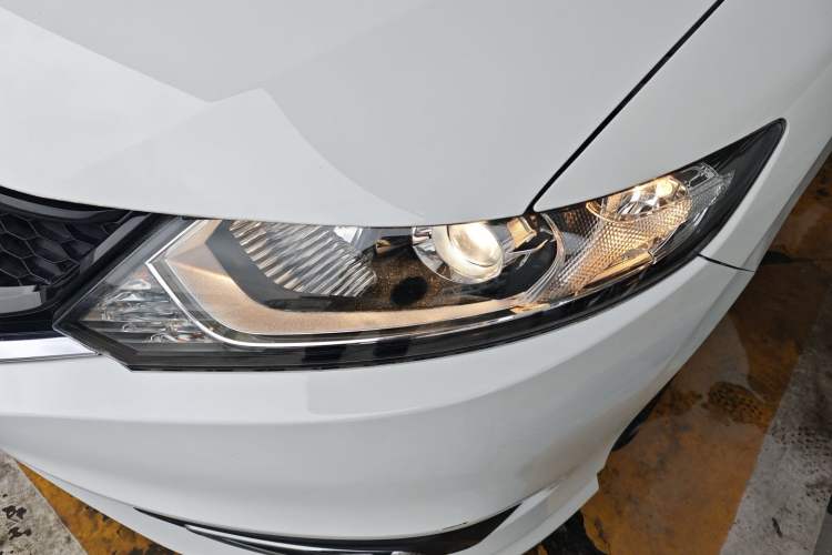 Used Honda Jade 2013 1.8L automatic Comfort version 5 seats