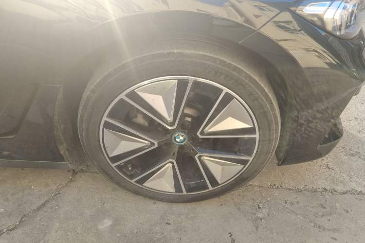 Used BMW i3 2024 eDrive 40 L Midnight Sports Package