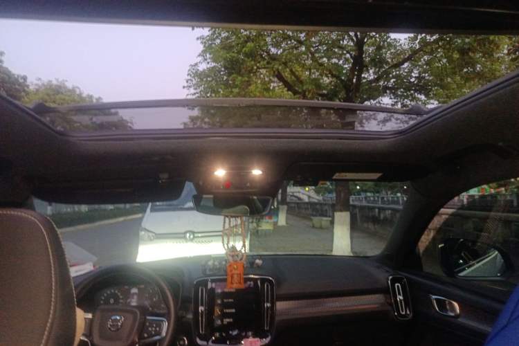 Used Volvo XC40 2021 T4 Four-Wheel Drive Smart & Sporty Edition
