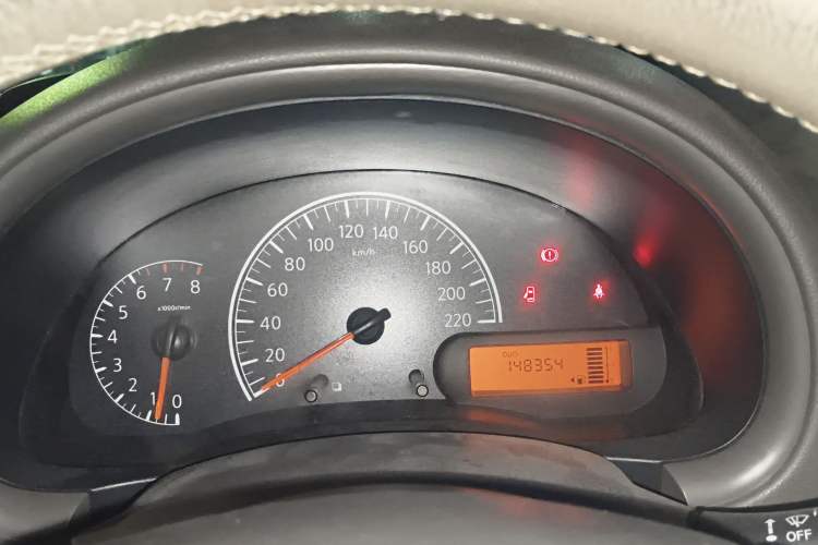 Used Nissan Sunny 2015 1.5XE Manual Comfort Edition