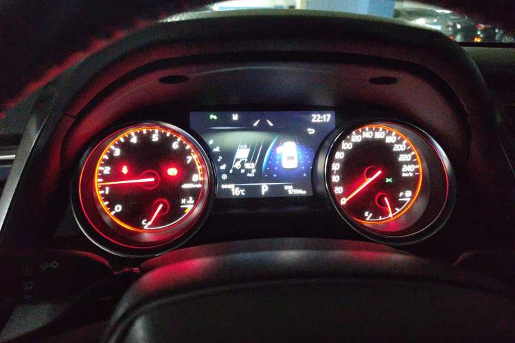 Used Toyota Camry 2019 2.5S FENGSHANG Version China VI Standard
