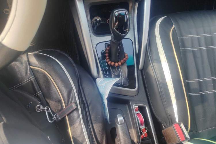 Used Geely Auto Vision X3 2017 1.5L Automatic Luxury Model Gear Lever