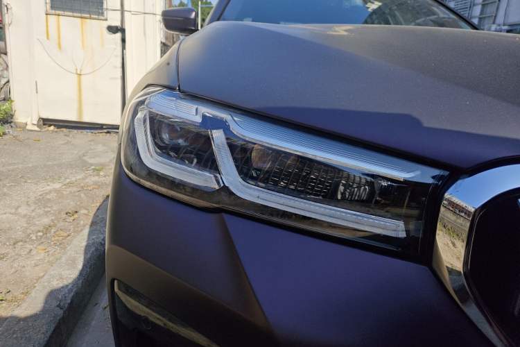Used BMW 5 Series 2021 Facelifted 525Li M Sport Package
