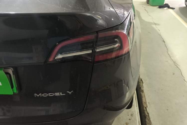 Used Tesla Model Y 2024 Rear-Wheel-Drive Version