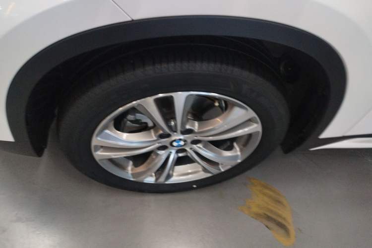 Used BMW X1 2018 sDrive18Li Luxury Model Left Front Wheel Hub