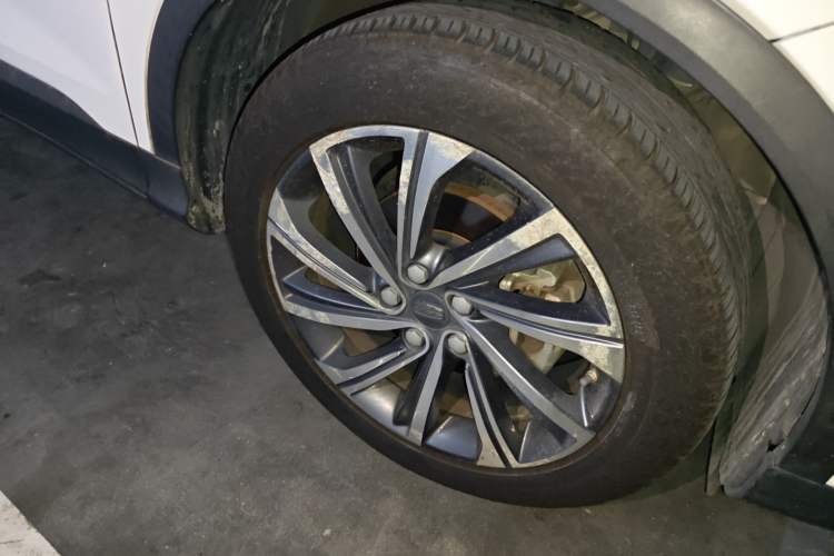 Used Geely Auto Coolray 2019 260T DCT Knight China V Standard