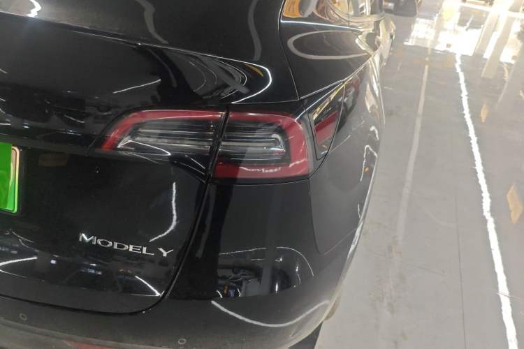 Used Tesla Model Y 2022 Rear-Wheel-Drive Version