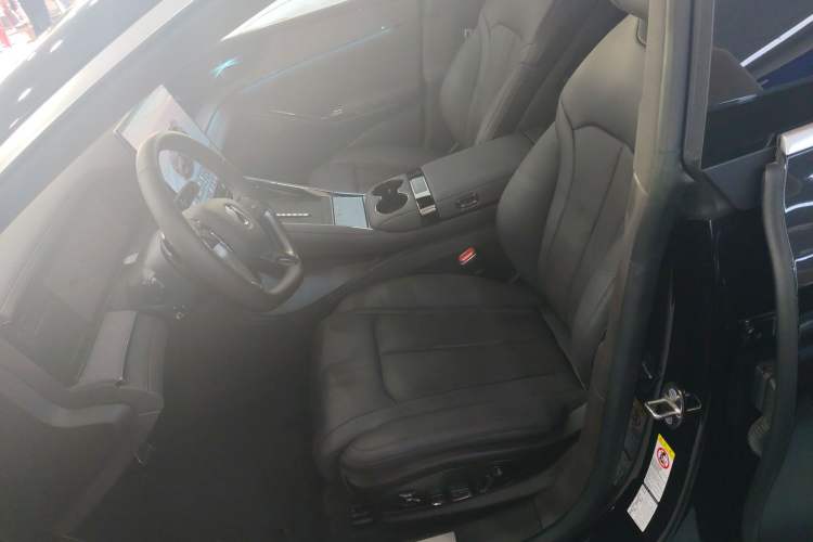 Used Denza Z9 2024 1100 km Four-Wheel Drive Max Version