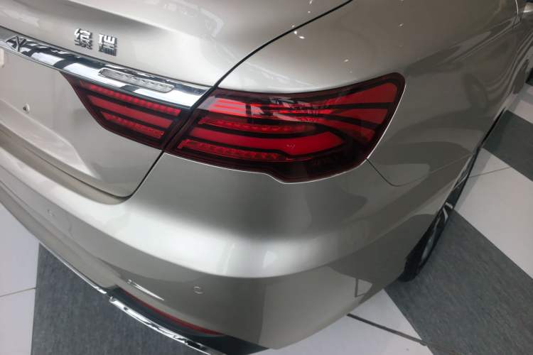 Used Geely Auto Binray 2018 14T Manual Binzhi Edition
