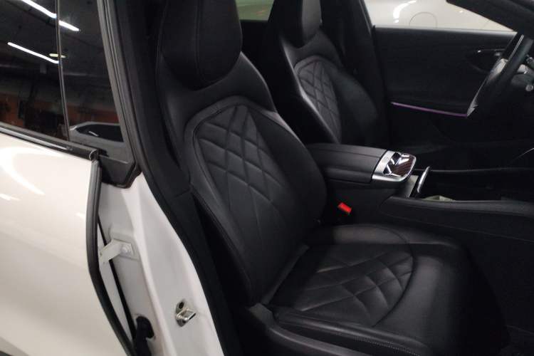 Used Rising R7 2022 High-Performance Advanced Edition