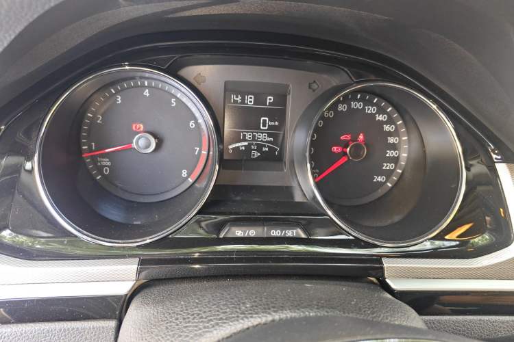 Used Volkswagen Bora 2017 1.6L Automatic Comfort Model
