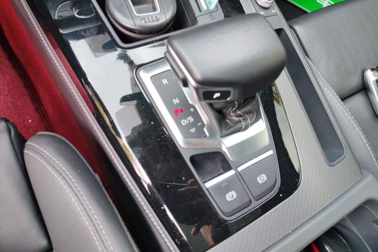 Used Audi Q5L 2022 45T Luxury Dynamic Model Gear Lever