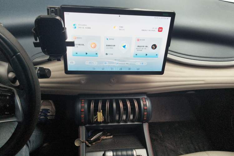 Used BYD Yuan PLUS 2022 510 km Luxury Version Audio And AC Panel