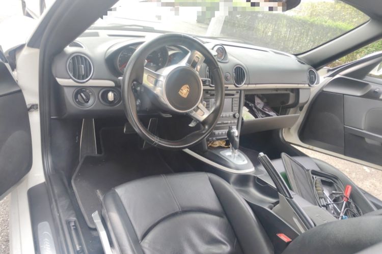 Used Porsche Cayman 2012 Cayman Black Edition 2.9L Center Console