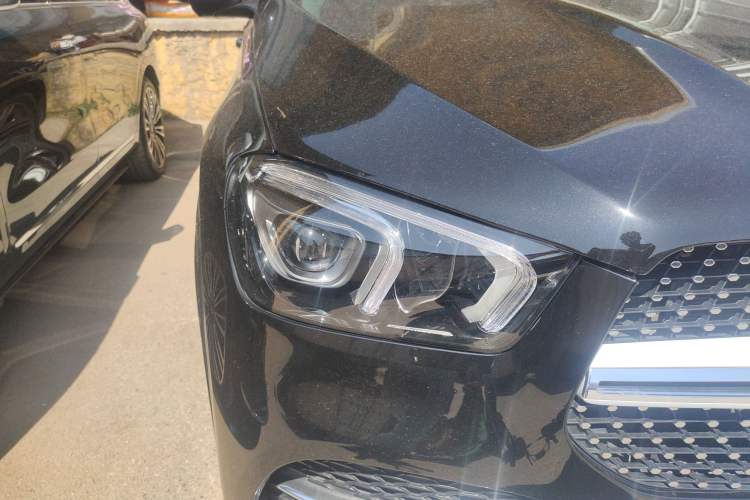 Used Mercedes-Benz GLE 2021 GLE 450 4MATIC Stylish Model Right Front Headlight