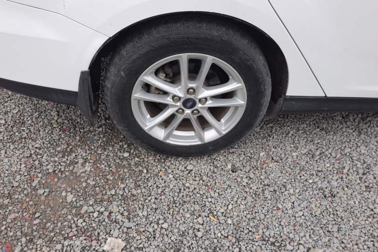 Used Ford Focus 2015 Sedan 1.6L Automatic Trend Model