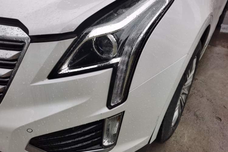 Used Cadillac XT5 2016 25T Luxury Model